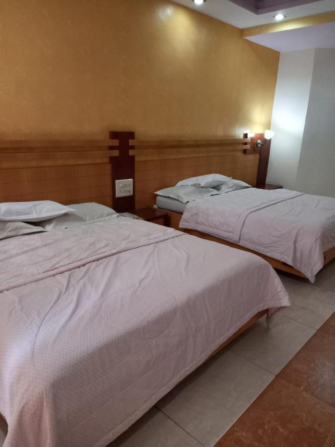 Sharan Hotel Shirdi Exterior foto